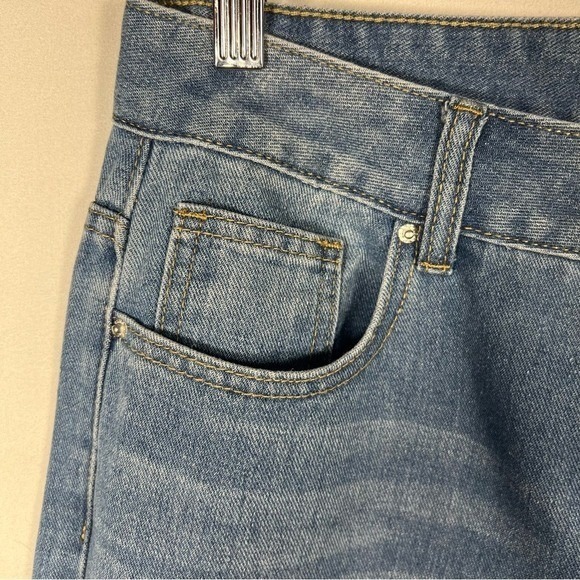 ROMWE Embroidered Jeans High Rise Mom Jeans Denim Pants Size Medium - Picture 5 of 12